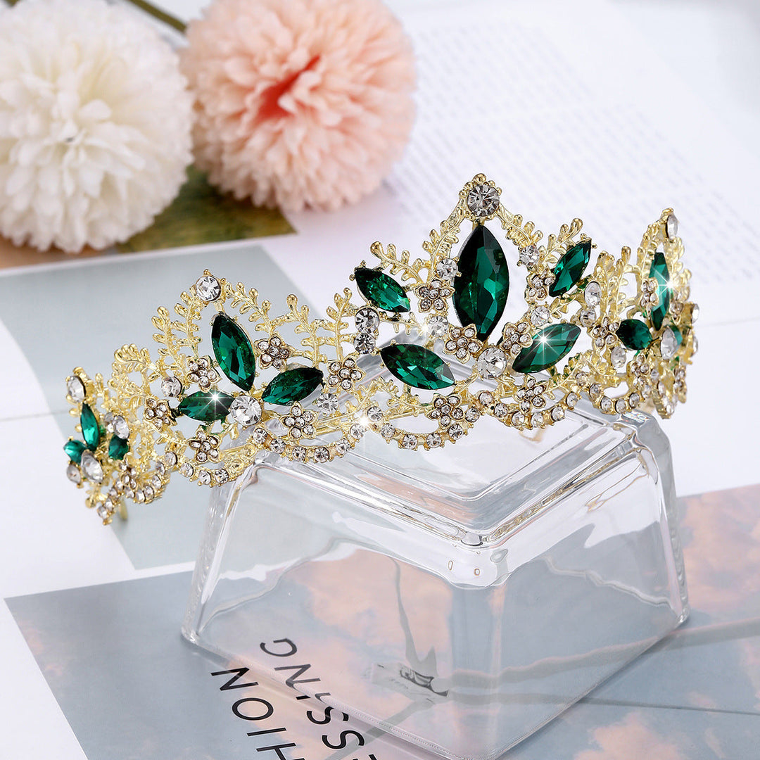 Ladies Glamorous Tiara with Sparkling Crystal Decorations Kalsten