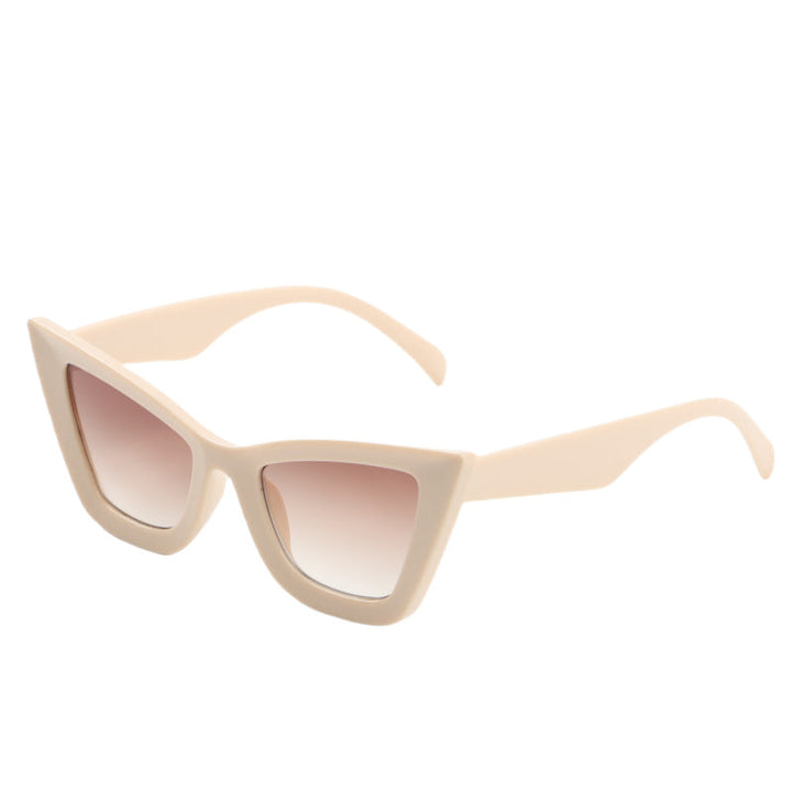 Women fashion forward Cat-Eye sunglasses Kalsten