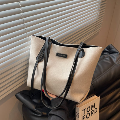 Spacious Utility Tote Acalora
