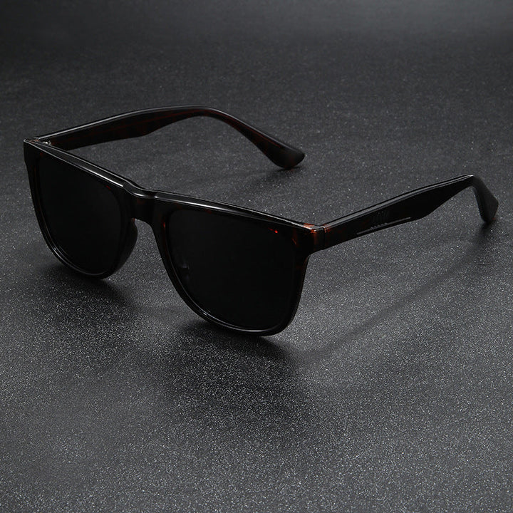 Women's sunglasses in striking vintage style Kalsten