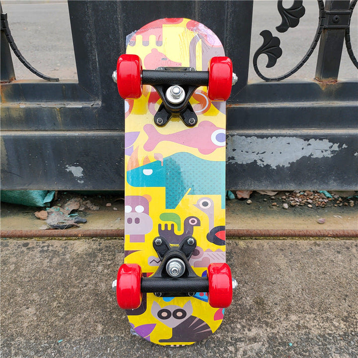 Cartoon-Themed Mini Skateboard Kalsten