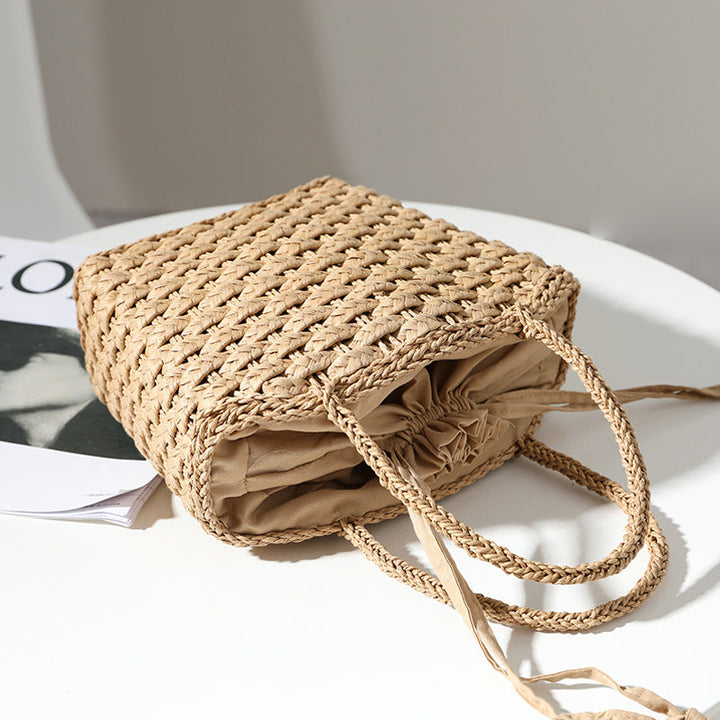 Handmade straw bag with adjustable inner lining Kalsten