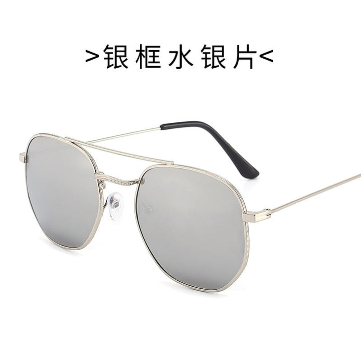Ladies sunglasses with oval frame and protective gradient lens Kalsten