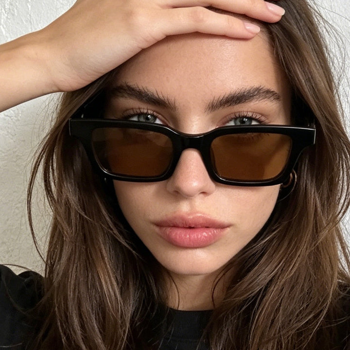 Women's stylish sunglasses in urban design Kalsten