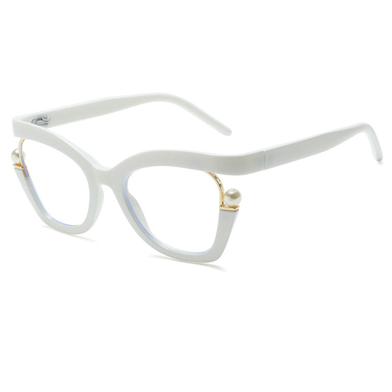 Women’s Fashion Sunglasses with Subtle Pearl Details Kalsten