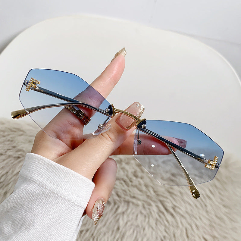 Women's designer sunglasses with innovative hexagonal frame Kalsten