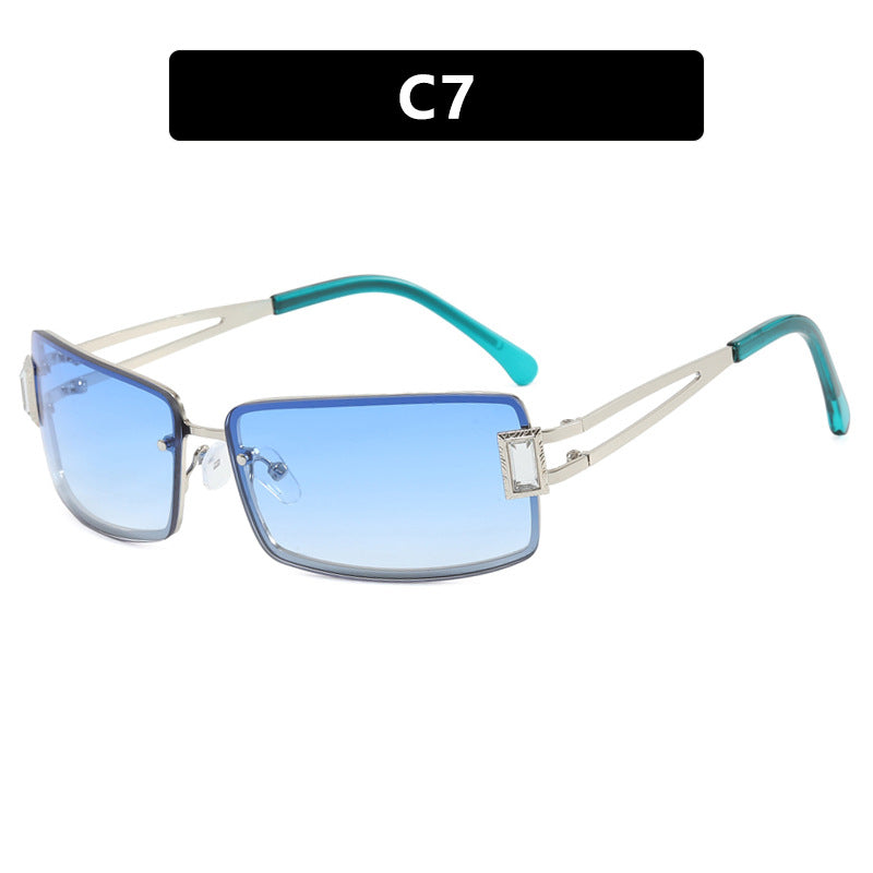 Ladies stylish sunglasses with elegant trapezoidal lenses and filigree metal frame Kalsten