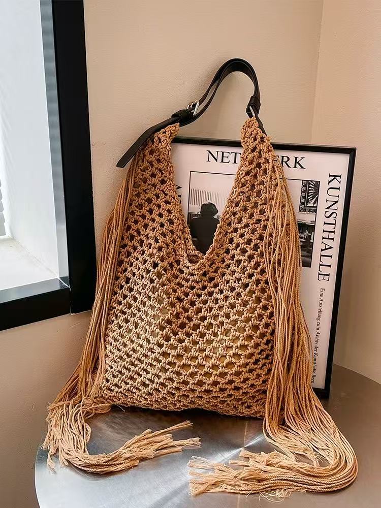 Handcrafted Stylish Tote Bag with Fringes Kalsten
