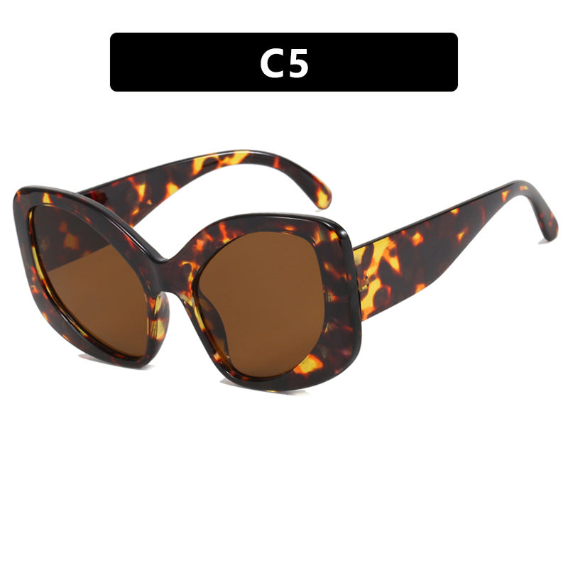 Women's oversized sunglasses in a modern design Kalsten
