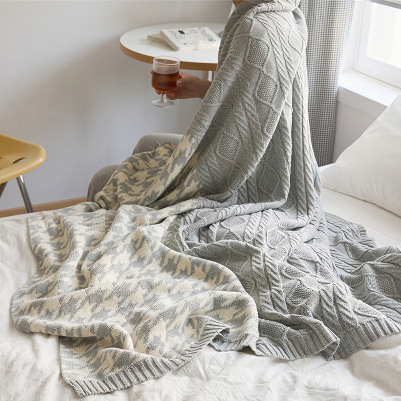 Women’s Knit Snuggle Blanket Kalsten