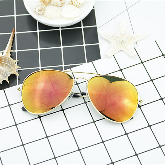 Women's modern pilot sunglasses with gradient lens design Kalsten
