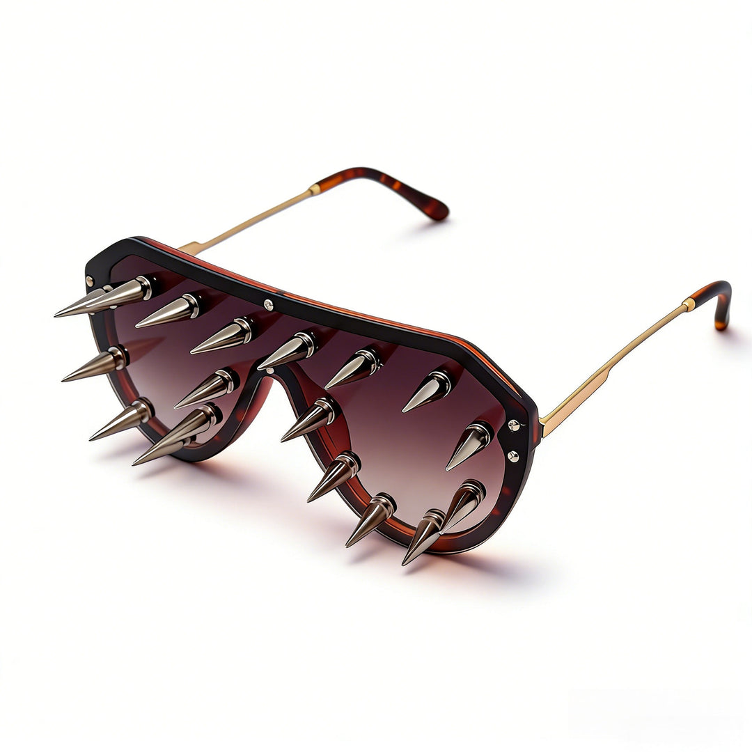 Women striking design sunglasses with spikes Kalsten