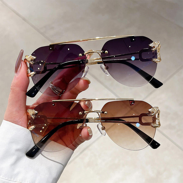 Women's unusual round sunglasses with decorative details Kalsten