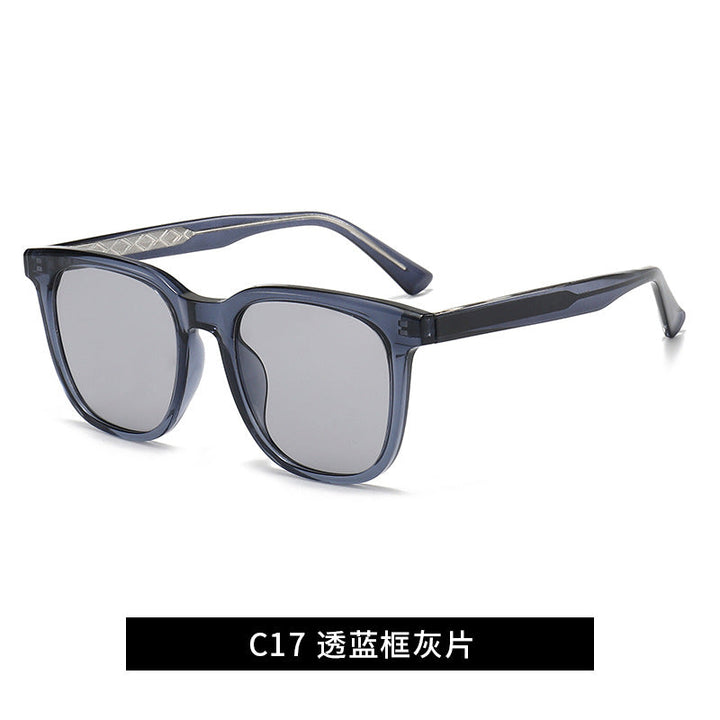 Ladies fashionable sunglasses in modern rectangular style Kalsten