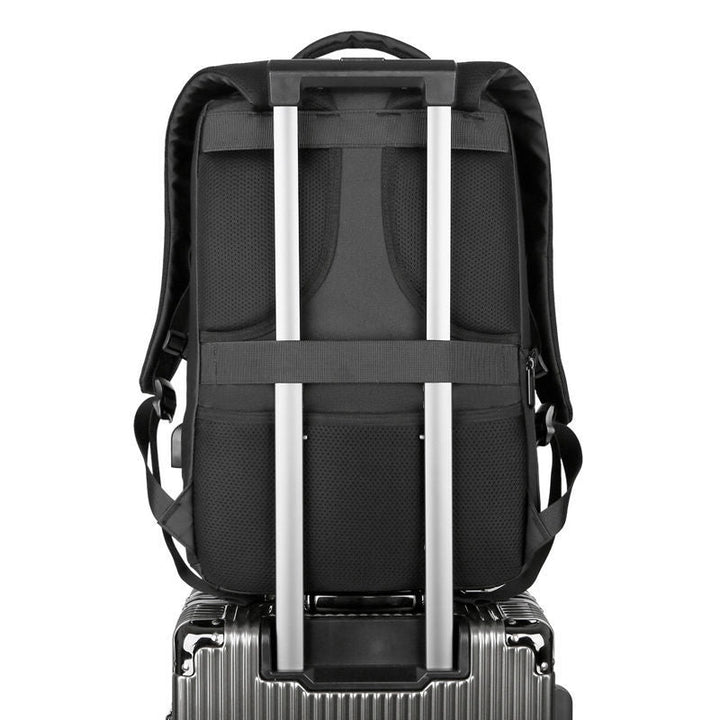 Multifunctional backpack with ergonomic design and intelligent compartment system Kalsten