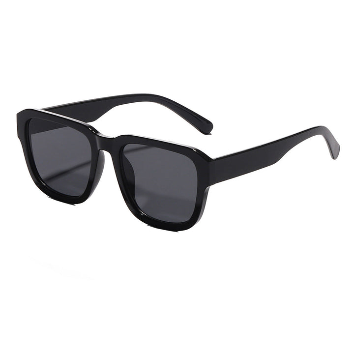 Women's modern sunglasses in chic oversized style Kalsten