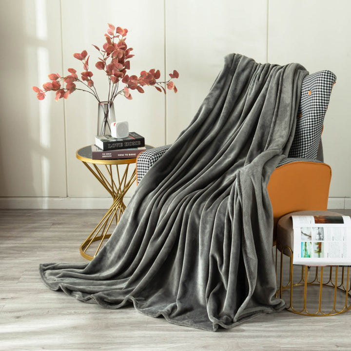 Ladies luxurious fleece blanket with soft texture Kalsten
