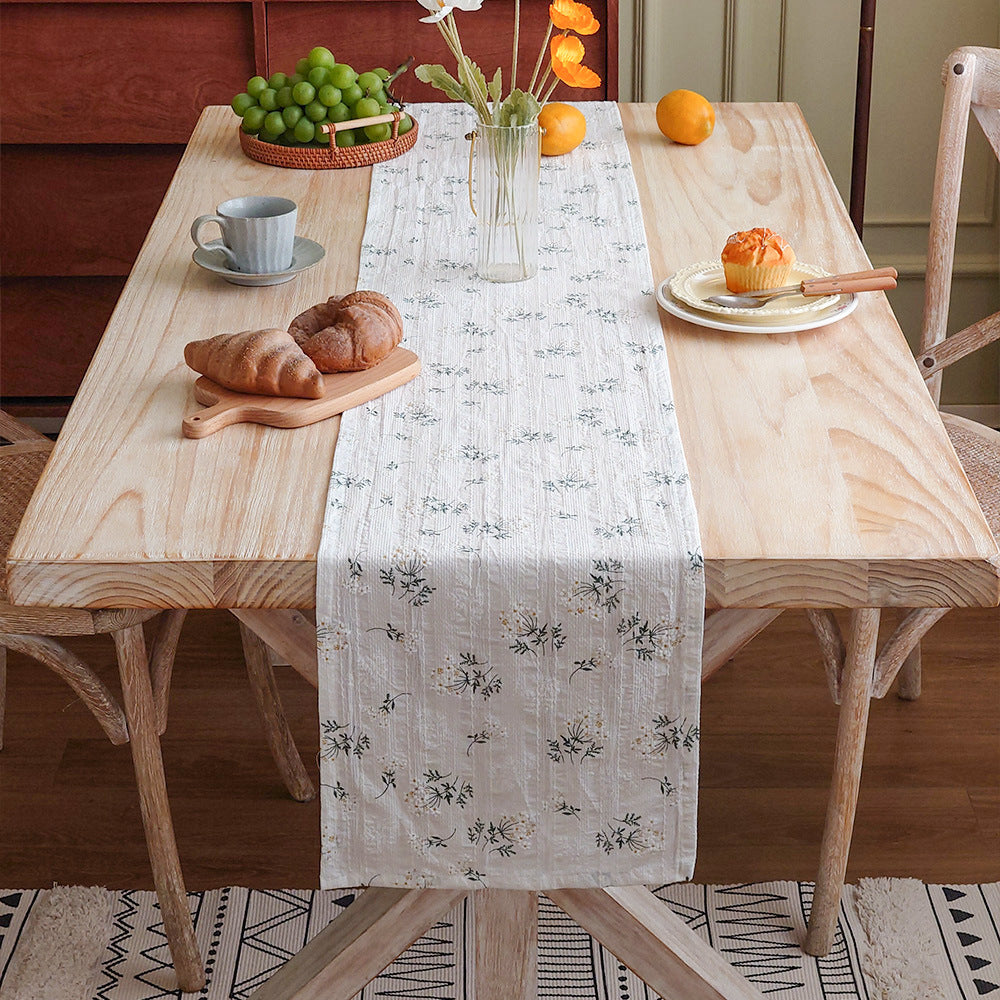 Decorative Floral Patterned Table Runner