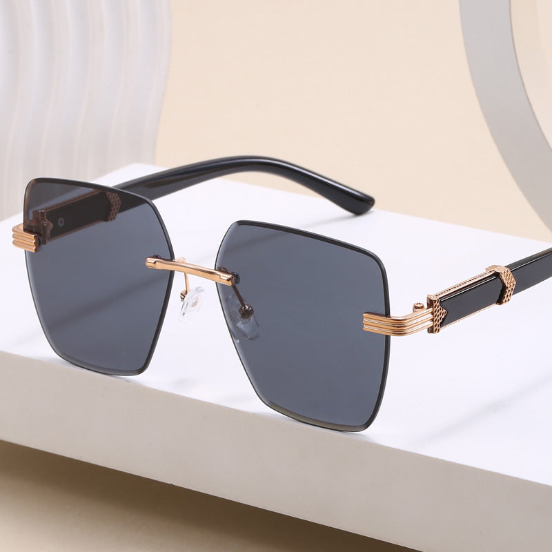 Ladies luxury sunglasses with unique frame and elegant accents Kalsten