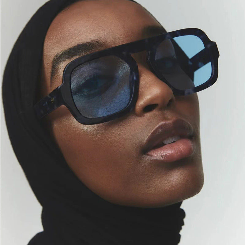 Women's modern oversized sunglasses in angular design Kalsten