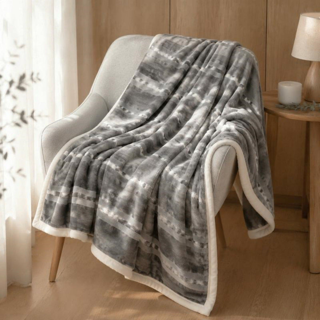 Textured Reversible Fleece Throw Blanket Kalsten