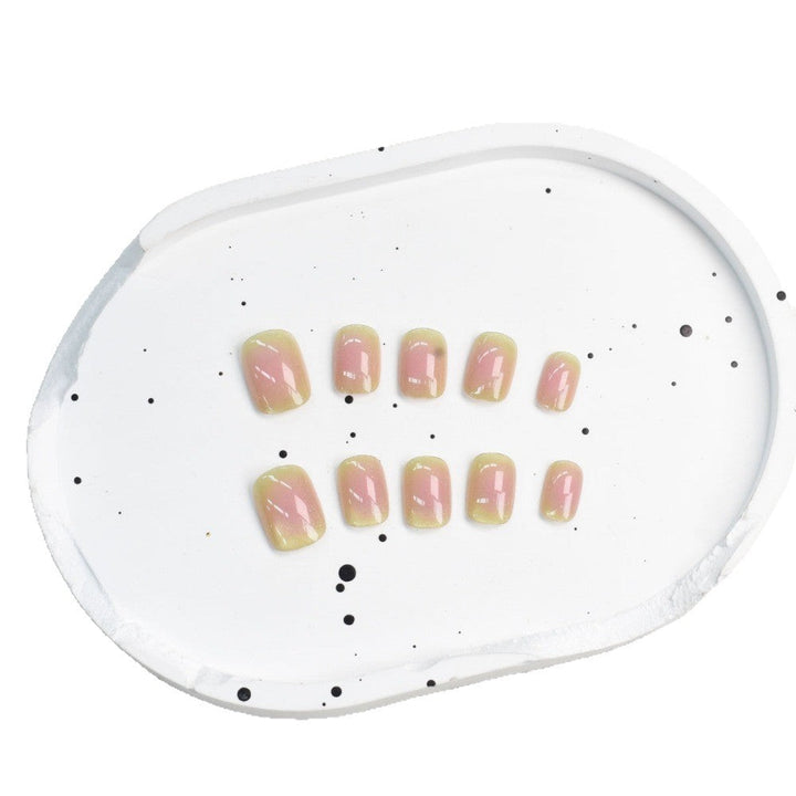 Artificial nails with elegant ombre design Kalsten