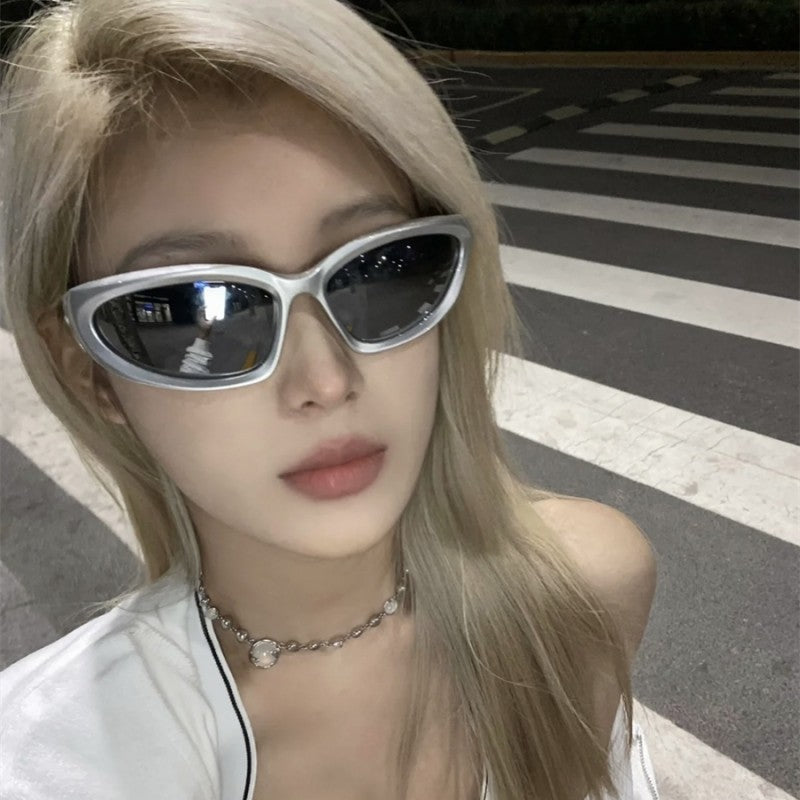 Women's sporty sunglasses with ergonomic design Kalsten