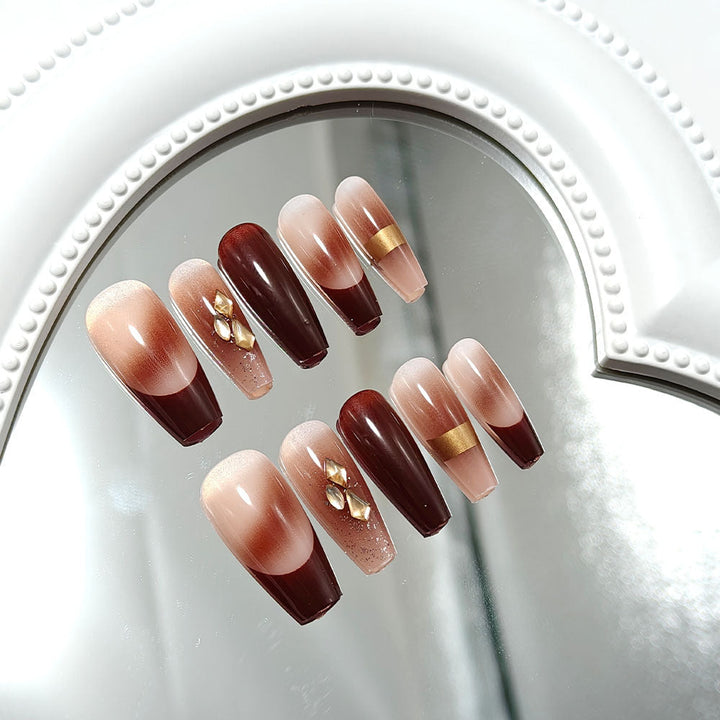 Artificial nails with luxury embellishments and stylish color gradients Kalsten