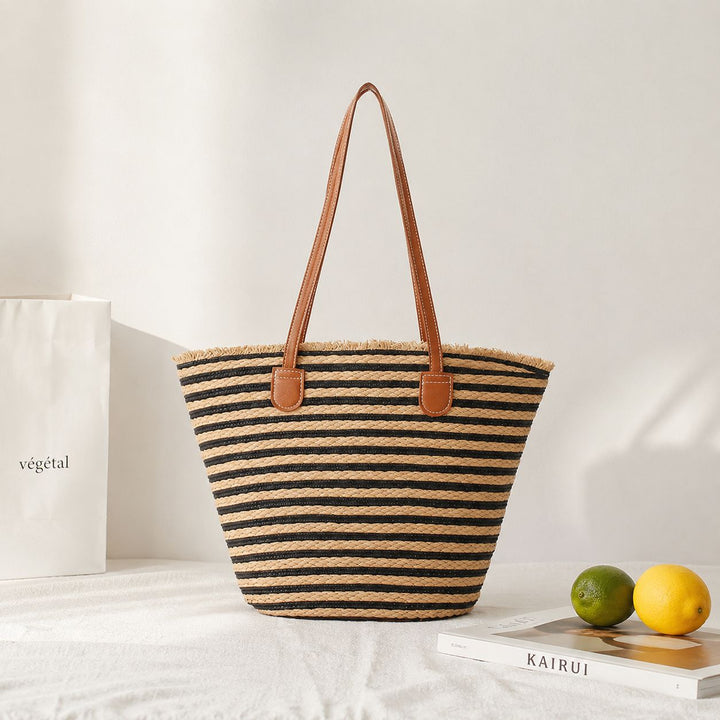 Elegant Bast shoulder bag with leather handles Kalsten