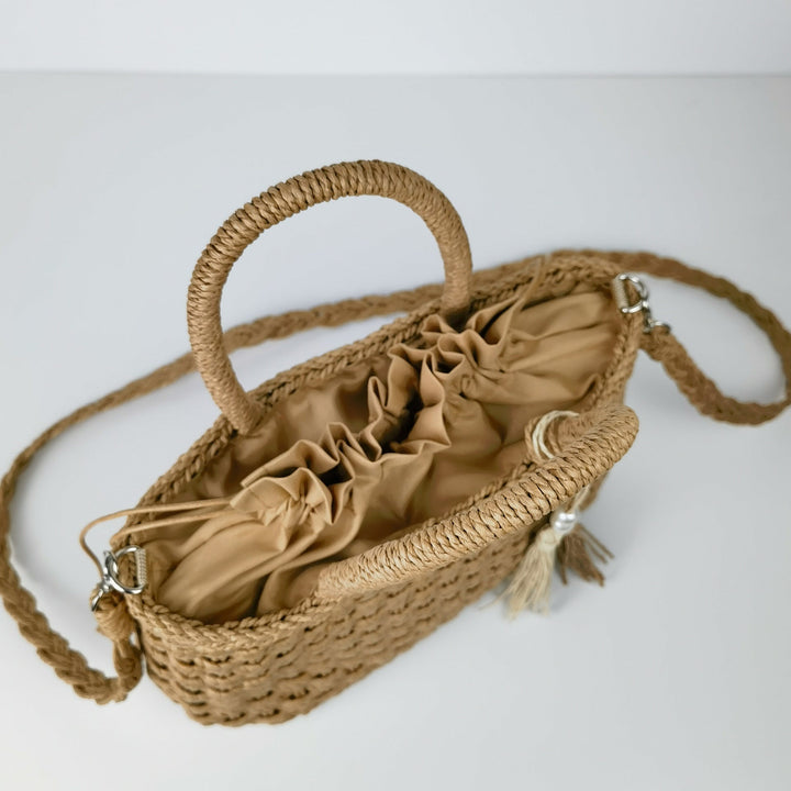 Woven Handbag with Drawstring Kalsten
