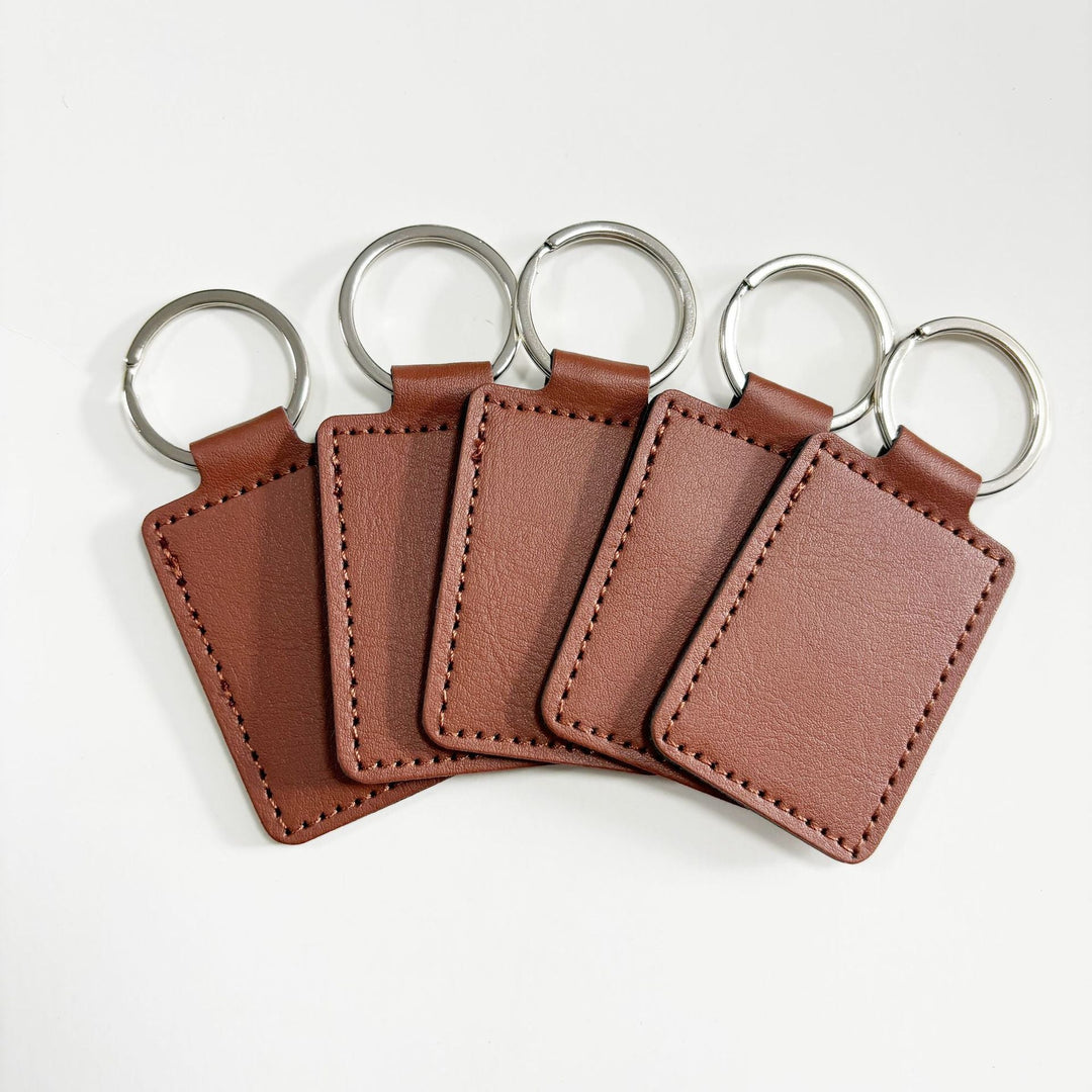 Unisex keychain made of high-quality synthetic leather with custom label Kalsten