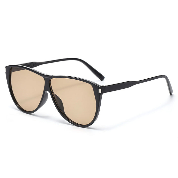 Ladies modern Cat-Eye sunglasses with protective UV filter and stylish frame Kalsten