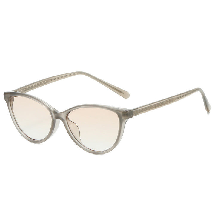 Women's Cat-Eye Sunglasses with Stylish Accents Kalsten