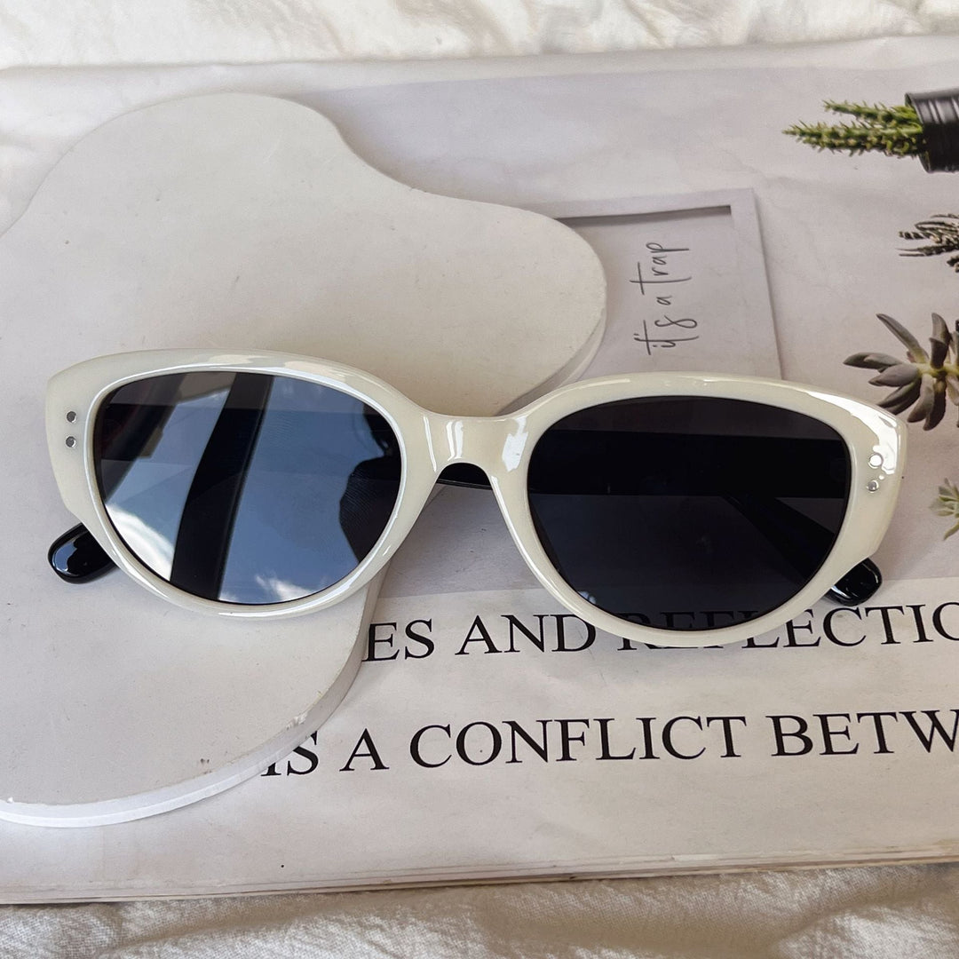 Cat-Eye Frame Sunglasses Kalsten