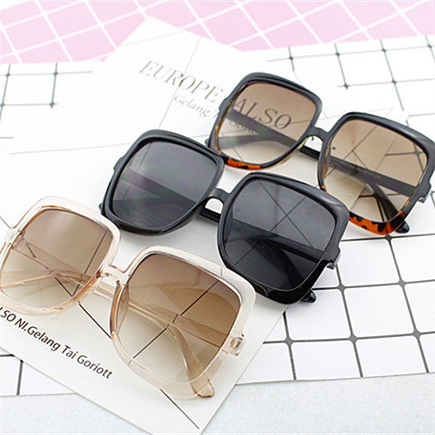 Women’s Geometric Sunglasses in Modern Design Kalsten