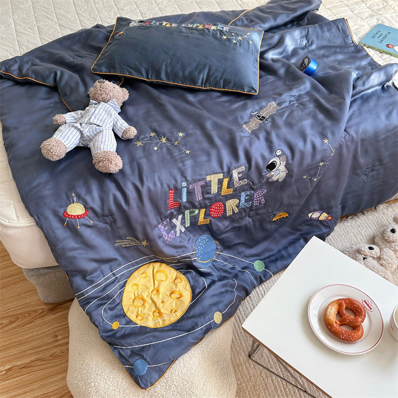 Unisex Snuggle Blanket with removable and washable cover Kalsten