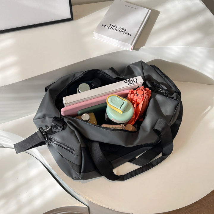 Sporty Travel Bag With Durable And Water-Repellent Material Kalsten
