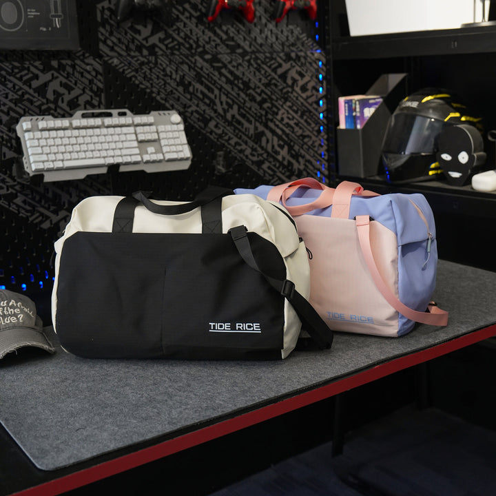 Sporty travel bag with multifunctional compartments Kalsten