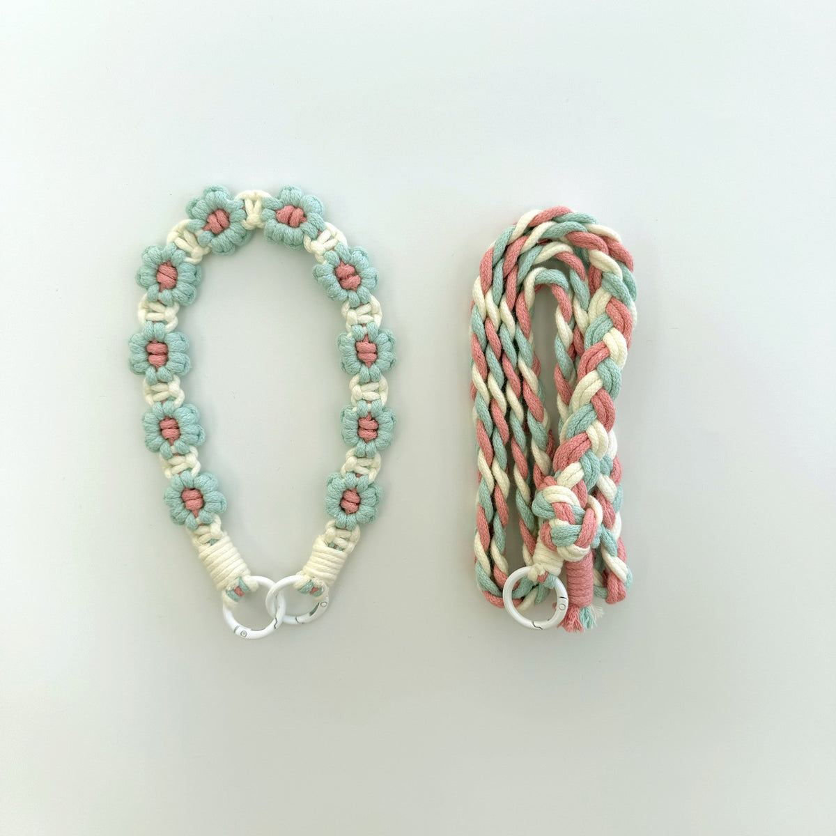 Macrame Dog Leash Holder Acalora