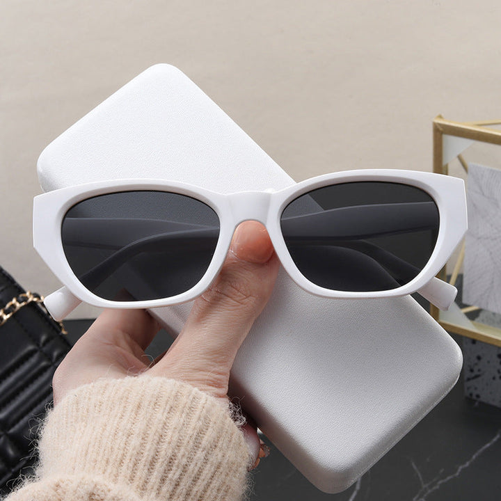Ladies Cat-Eye Sunglasses with Stylish Frame and UV Protection Kalsten