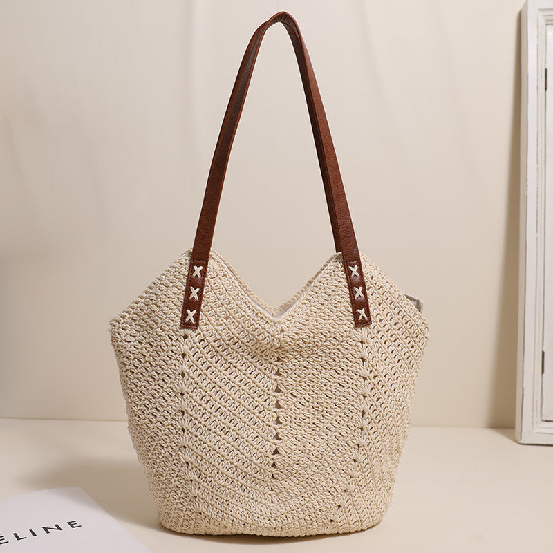 Handcrafted wicker bag with sturdy leather handles Kalsten