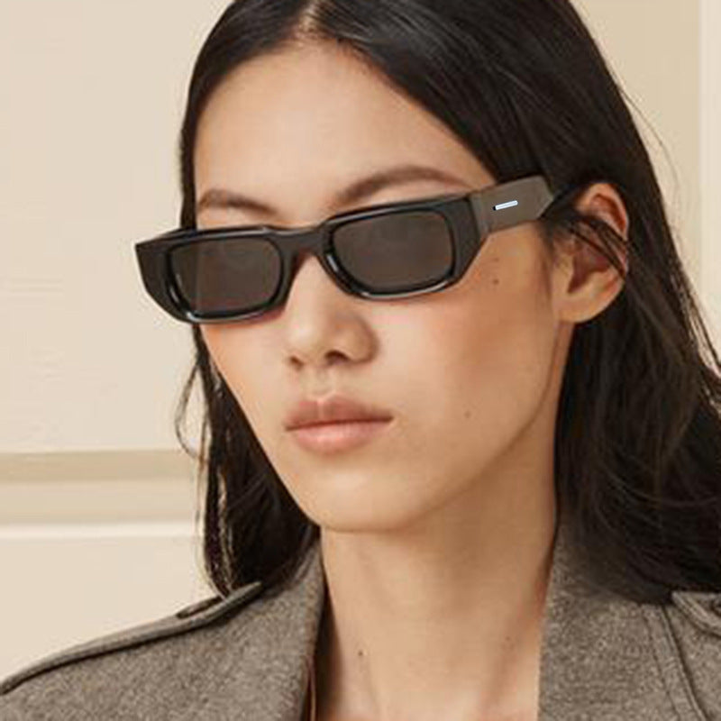 Women's fashionable sunglasses with innovative, transparent frame and polarized lenses Kalsten