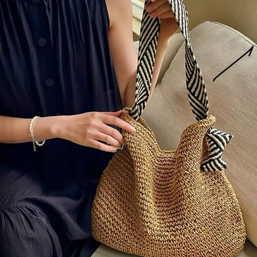 Handcrafted Trendy Straw Bag Kalsten