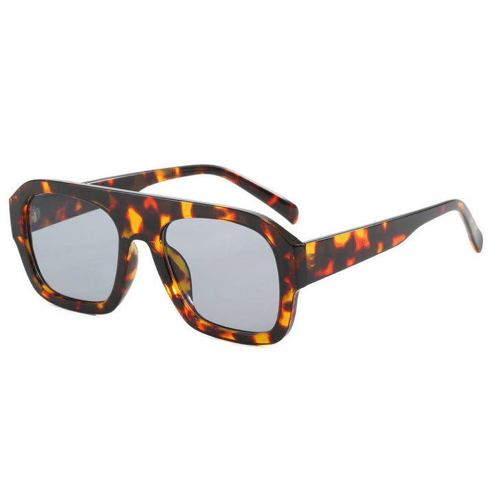 Ladies oversized square sunglasses with modern design Kalsten