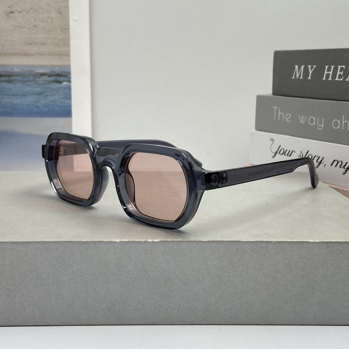 Women’s fashionable sunglasses in modern design with wide frame Kalsten