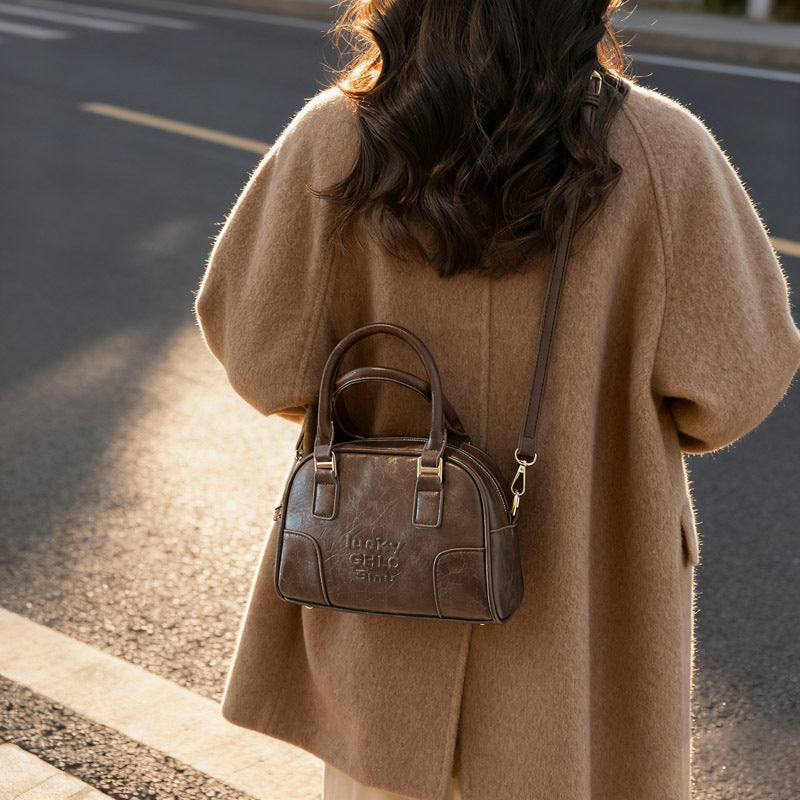 Elegant Leather Handbag Kalsten