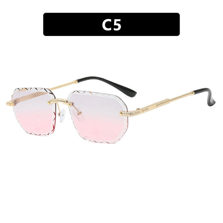 Women's geometric sunglasses with mirrored lenses and sturdy frame Kalsten
