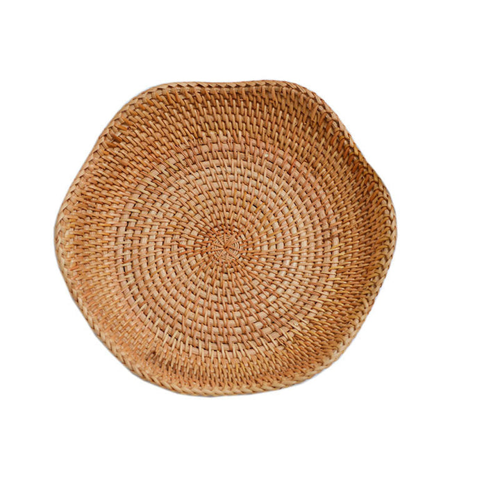 Women handmade natural serving plates set Kalsten