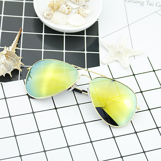 Women's modern pilot sunglasses with gradient lens design Kalsten