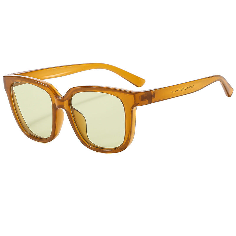 Ladies Cat-Eye Sunglasses with elegant and modern frame Kalsten